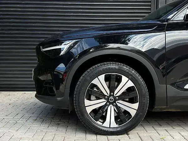 Volvo XC40 Recharge - Imagem 15