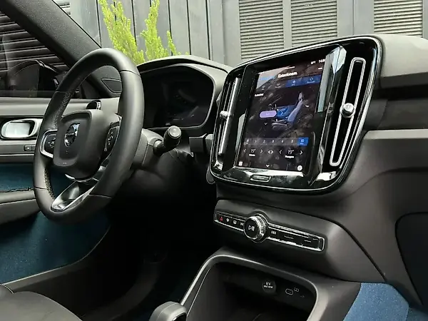 Volvo XC40 Recharge - Imagem 20