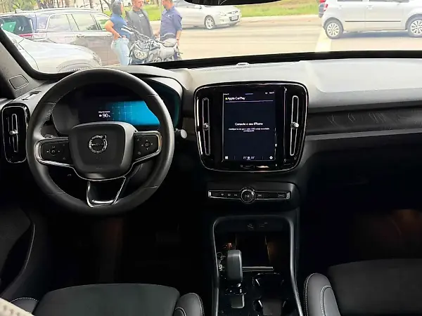 Volvo C40 Recharge - Imagem 10