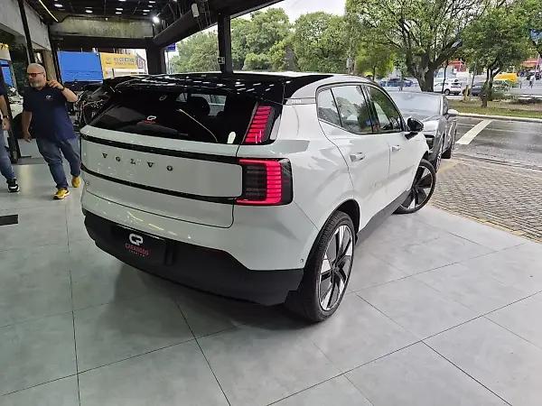 Volvo EX30 - Imagem 6