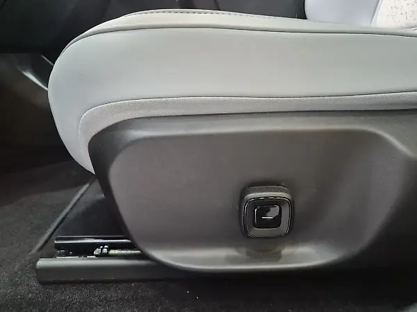 Volvo EX30 - Imagem 12