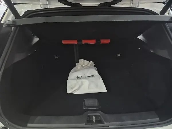 Volvo EX30 - Imagem 16