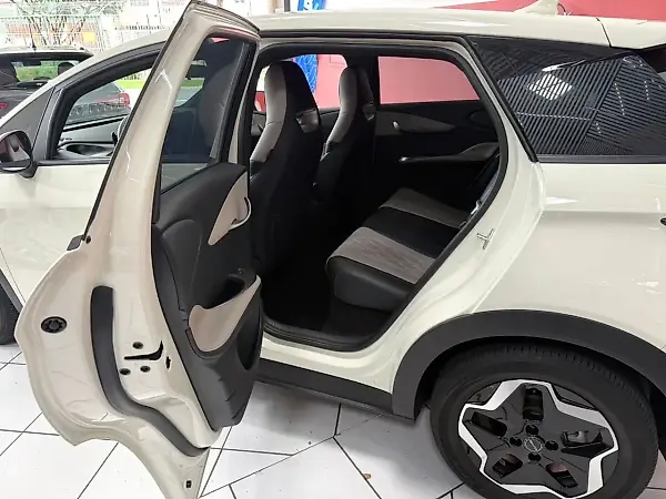 BYD Dolphin - Imagem 12