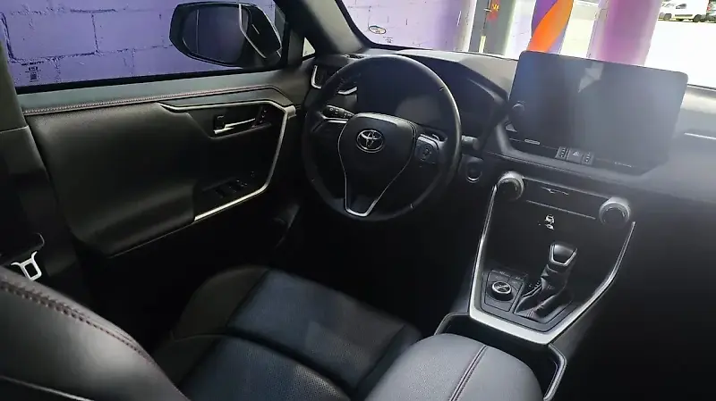 Toyota Rav4 EV - Imagem 1