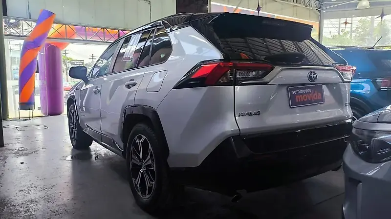 Toyota Rav4 EV - Imagem 3