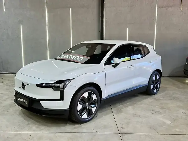 Volvo EX30 - Imagem 1