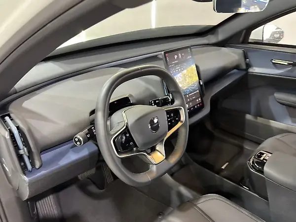 Volvo EX30 - Imagem 3
