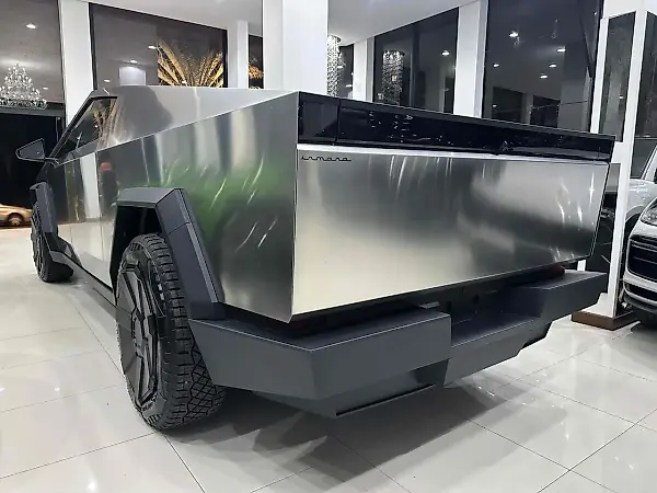 Tesla Cybertruck - Imagem 7