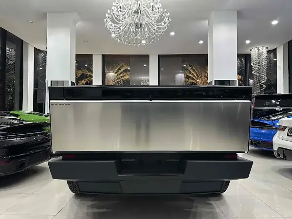 Tesla Cybertruck - Imagem 6