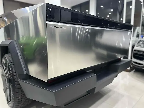 Tesla Cybertruck - Imagem 15