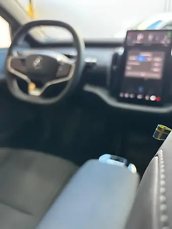 Volvo EX30 - Imagem 20