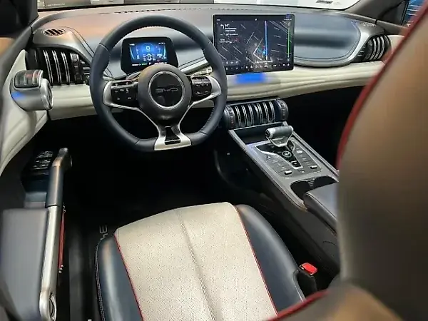BYD Yuan Plus - Imagem 8