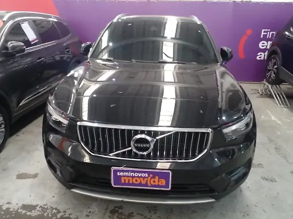 Volvo XC40 - Imagem 1