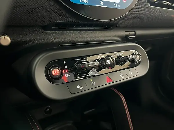 Mini Cooper SE - Imagem 8