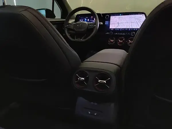 Chevrolet Blazer EV - Imagem 11