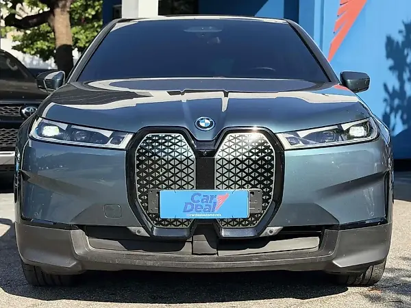 BMW Ix - Imagem 3