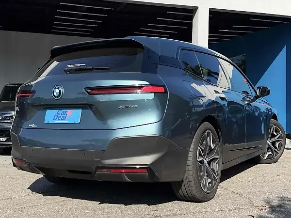 BMW Ix - Imagem 6