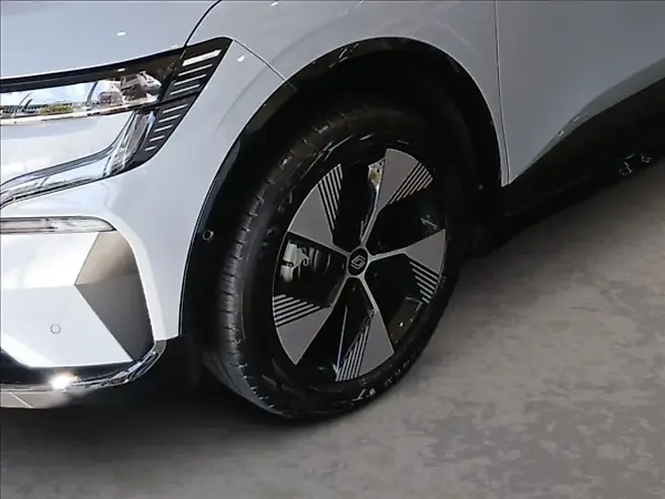 Renault Megane E-tech Electric - Imagem 6