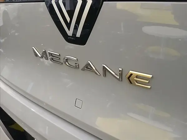 Renault Megane E-tech Electric - Imagem 14