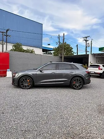 Audi E-tron Sportback - Imagem 8