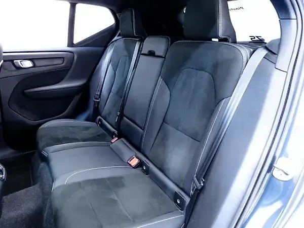 Volvo XC40 - Imagem 9