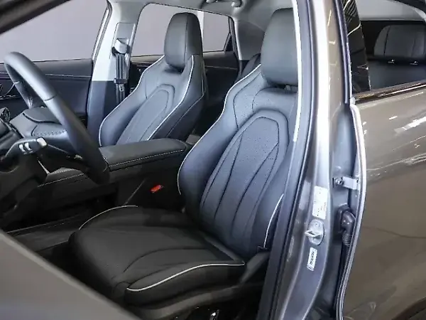 Omoda E5 - Imagem 12