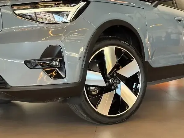 Volvo C40 Recharge - Imagem 4