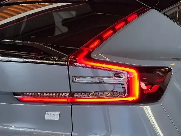 Volvo C40 Recharge - Imagem 6