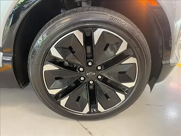 Chevrolet Blazer EV - Imagem 19