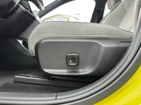 Volvo EX30 - Imagem 16