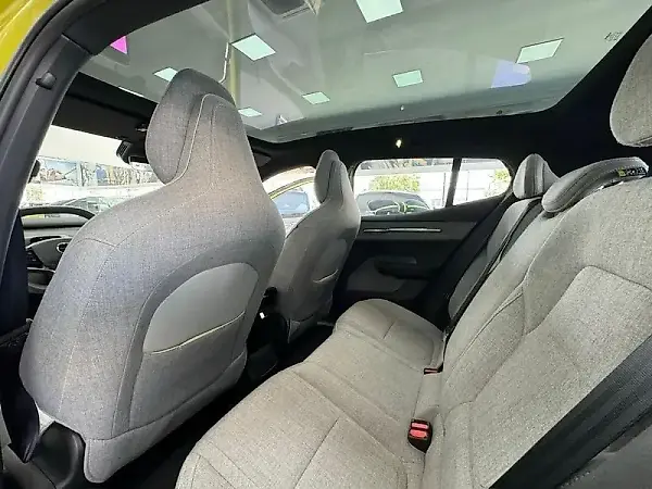 Volvo EX30 - Imagem 13