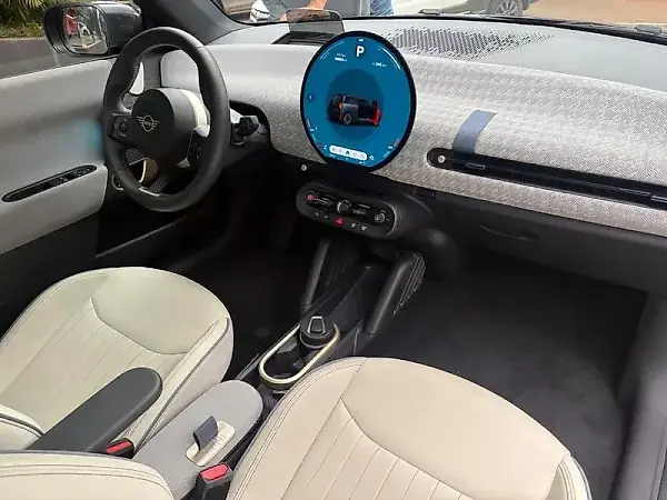 Mini Cooper SE - Imagem 12