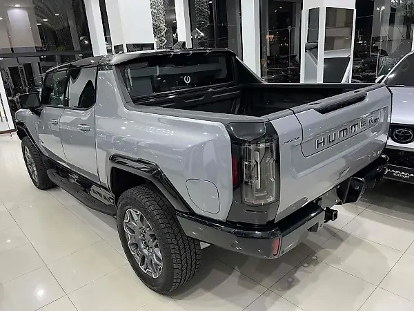 GMC Hummer EV Pickup - Imagem 10