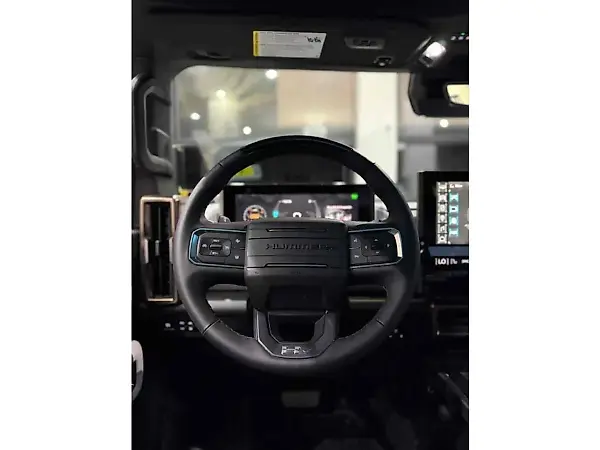GMC Hummer EV Pickup - Imagem 12