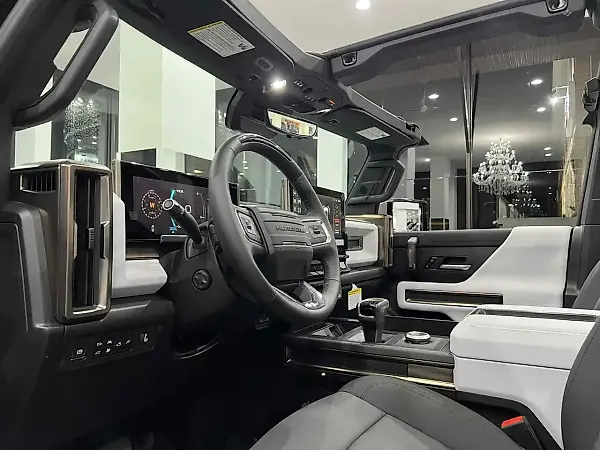 GMC Hummer EV Pickup - Imagem 17