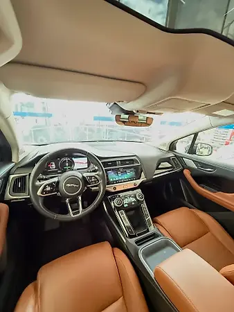 Jaguar I-pace - Imagem 8