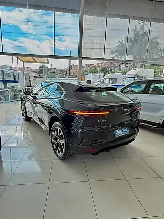 Jaguar I-pace - Imagem 13