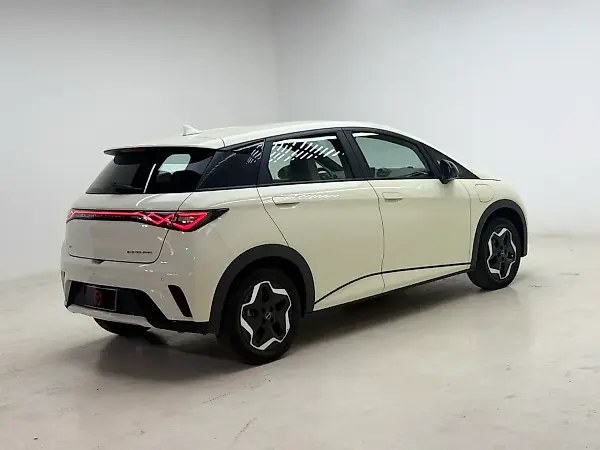 BYD Dolphin - Imagem 4