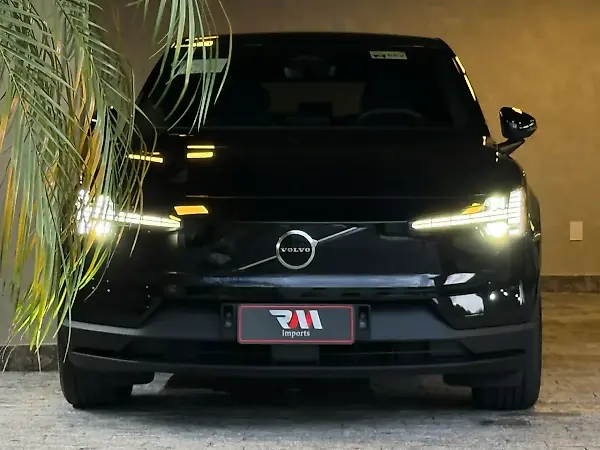 Volvo EX30 - Imagem 2