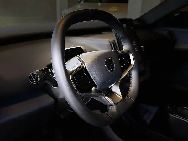 Volvo EX30 - Imagem 17