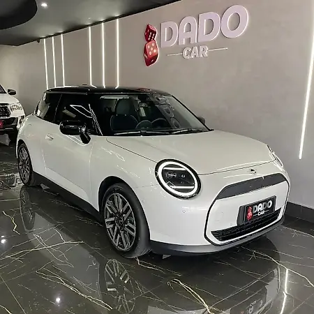 Mini Cooper SE - Imagem 1