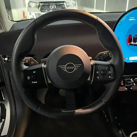 Mini Cooper SE - Imagem 15