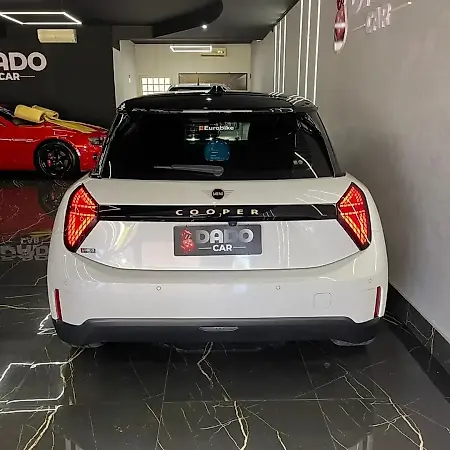 Mini Cooper SE - Imagem 18