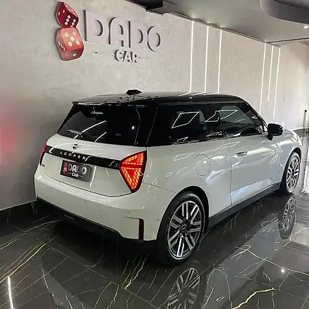 Mini Cooper SE - Imagem 17