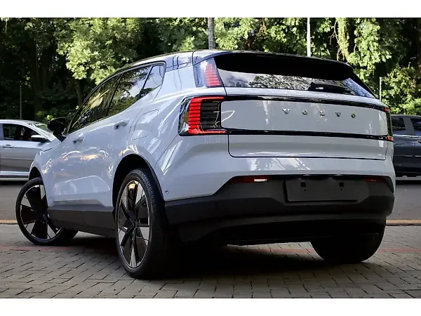 Volvo EX30 - Imagem 6