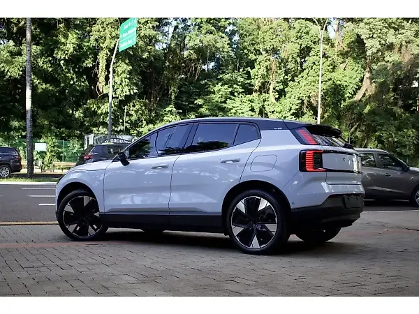 Volvo EX30 - Imagem 12