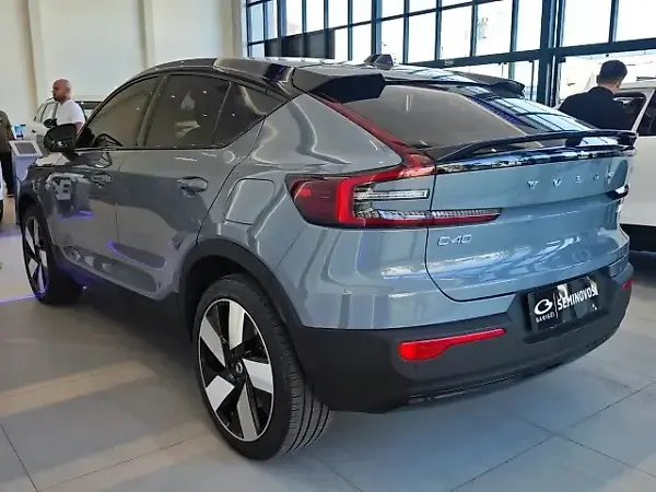Volvo C40 Recharge - Imagem 6