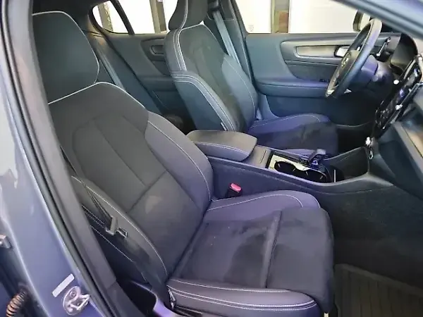Volvo C40 Recharge - Imagem 12