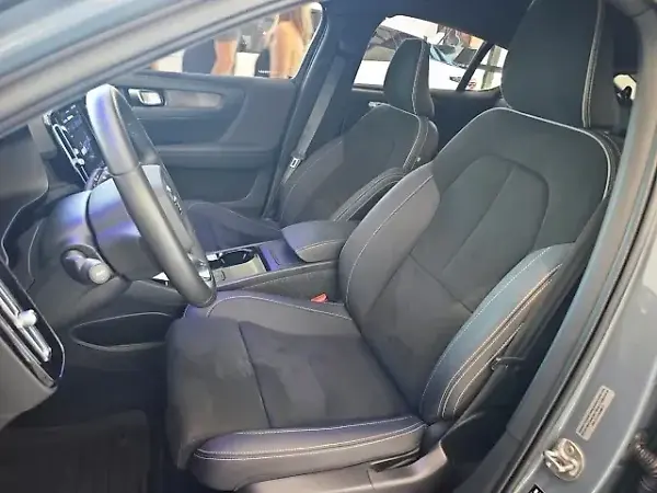 Volvo C40 Recharge - Imagem 14