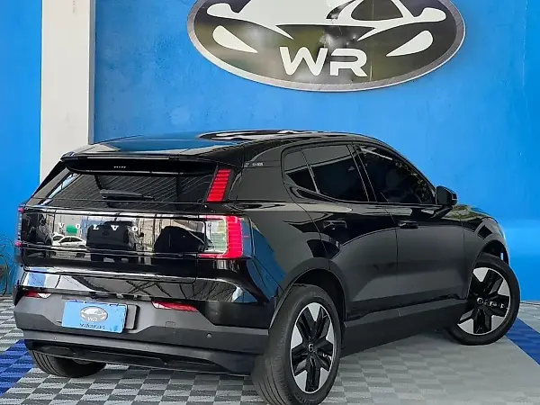 Volvo EX30 - Imagem 4